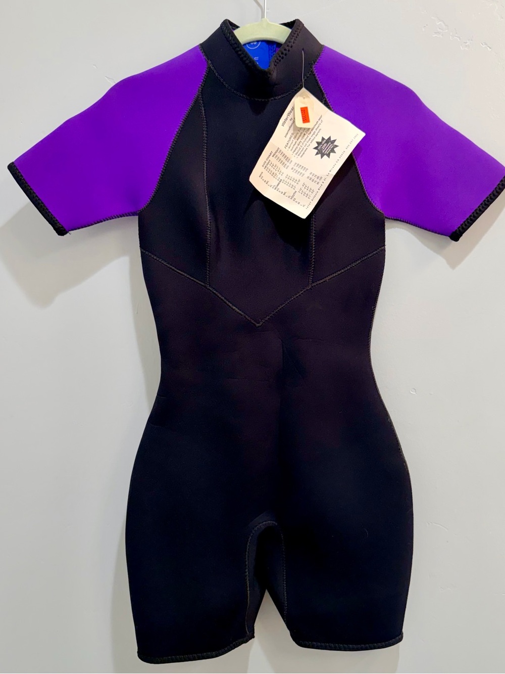 Vintage 90s WaterWear by International Divers Inc. Women's Shorty Wetsuit NWT S - Picture 7 of 7